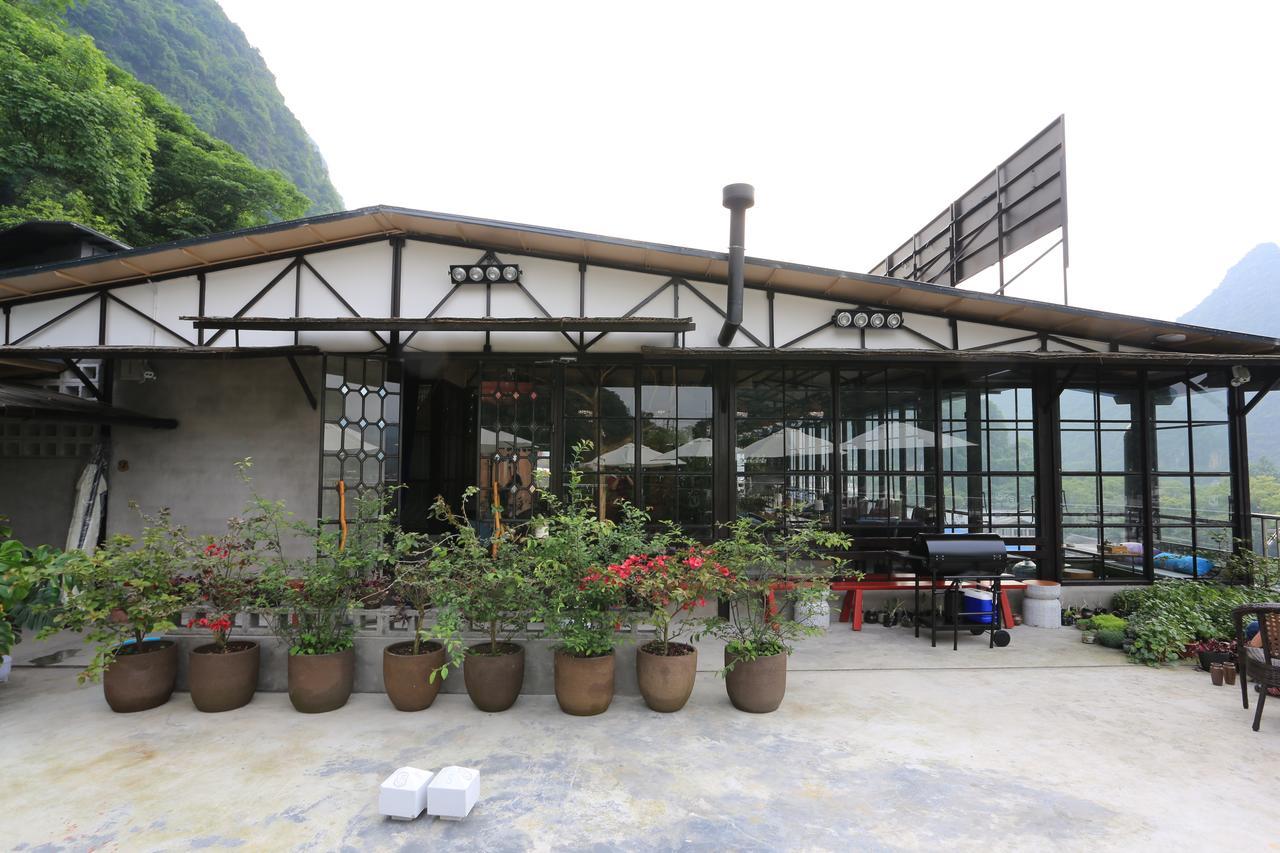 גווילין Fanli Hotel Yangshuo West Street מראה חיצוני תמונה