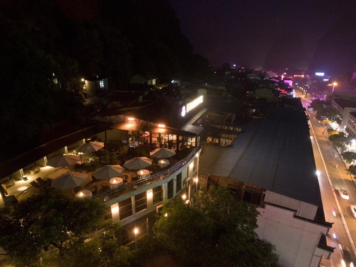 גווילין Fanli Hotel Yangshuo West Street מראה חיצוני תמונה